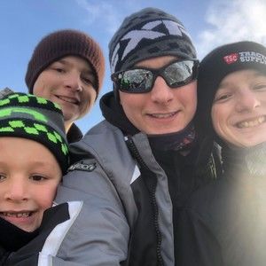 Meet your Posher, Justin mark